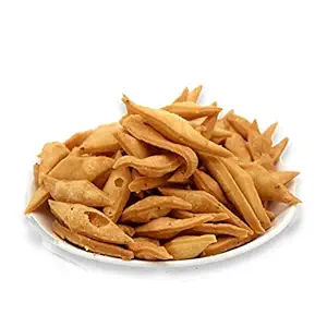 Triveni Groceries Namak Para